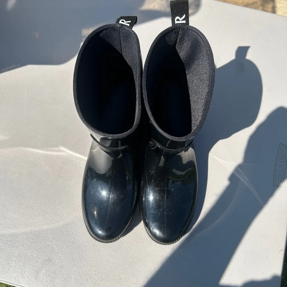 Moncler Loftgrip Black Glossy Rubber Rain Boots Ankle Lug Sole Made in Italy 40